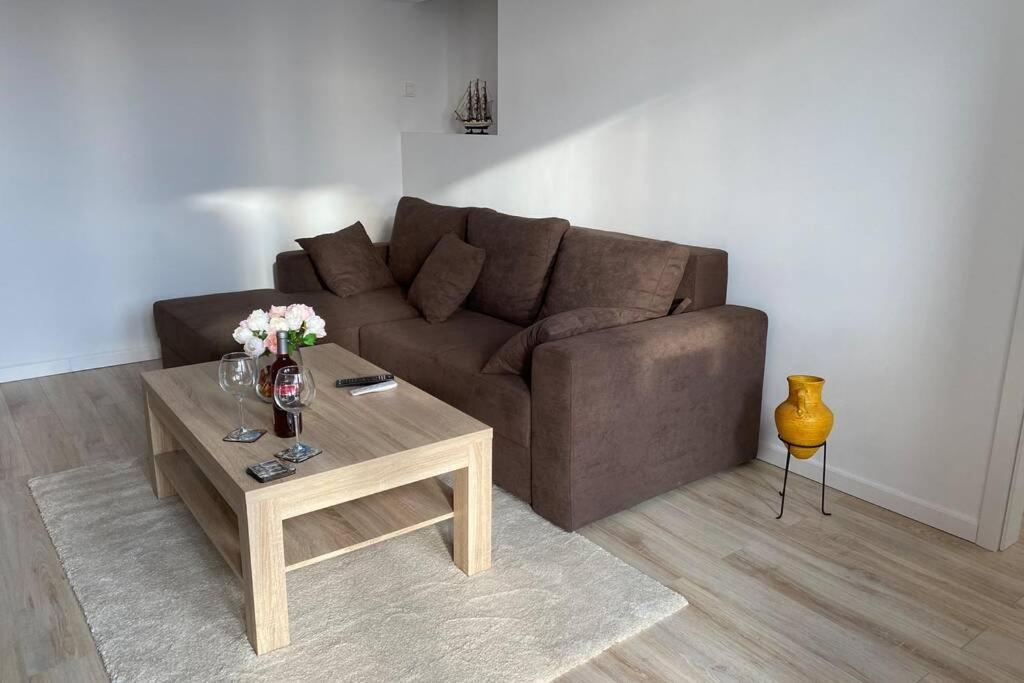 Magheru Cozy New Apartament 2 Rooms Boekarest Buitenkant foto