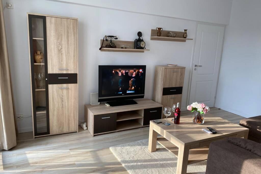 Magheru Cozy New Apartament 2 Rooms Boekarest Buitenkant foto